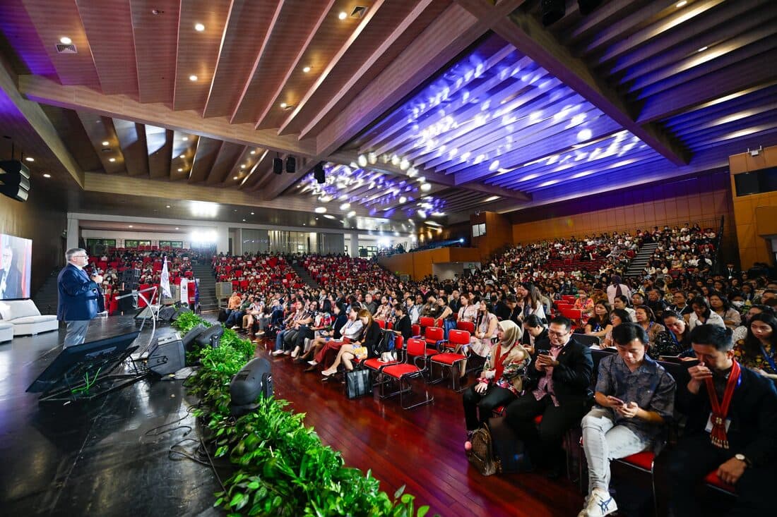 The plenary hall seen from the stage