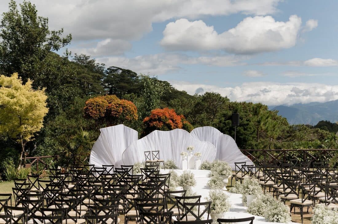 An open-air ceremony set on the ridge