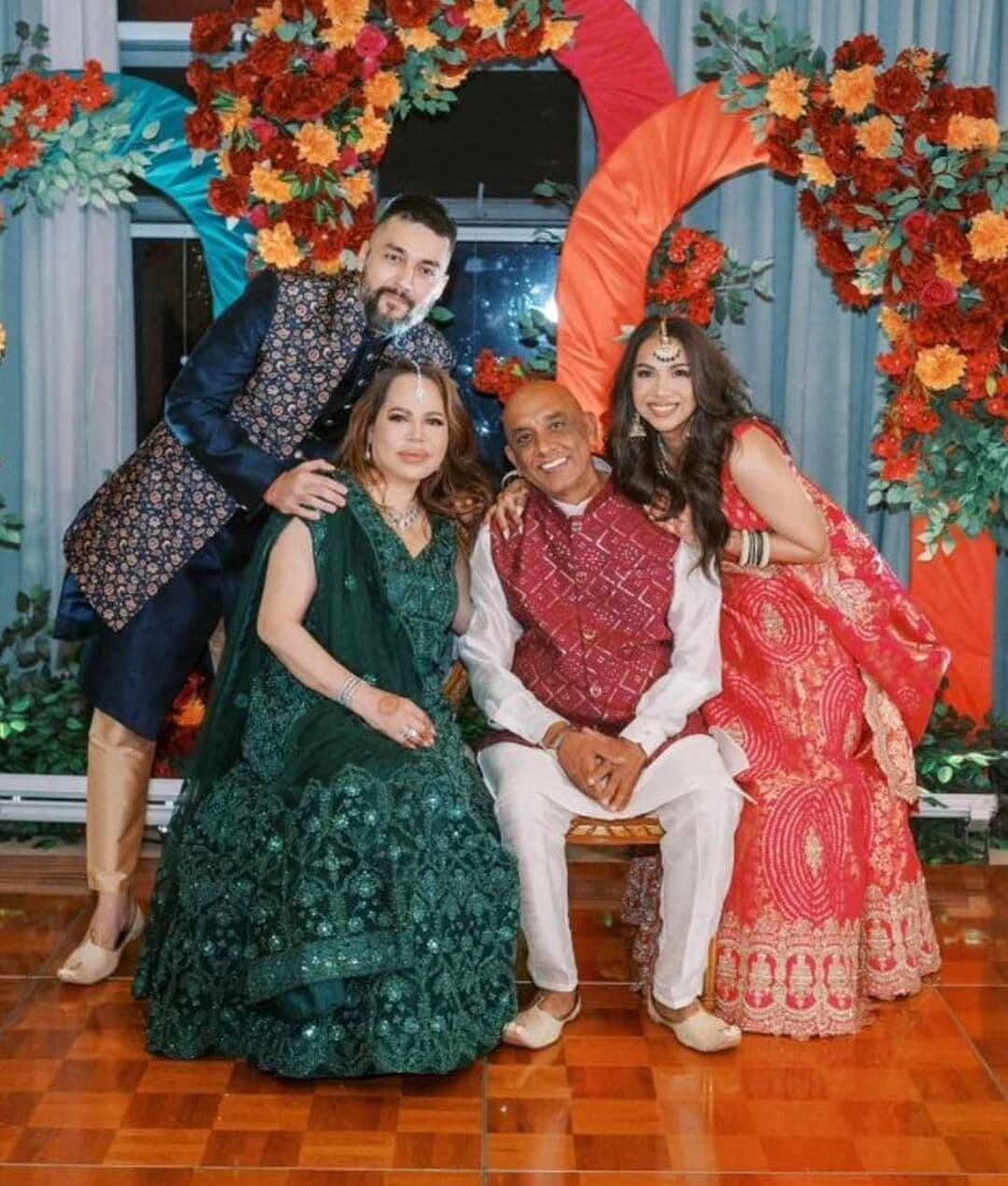 Family portrait at an Indian wedding
