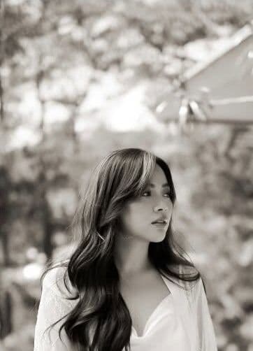 Black and white portrait of a bride